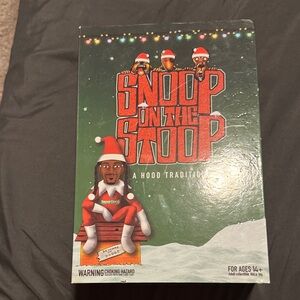 Snoop on the Stoop Holiday Figurine